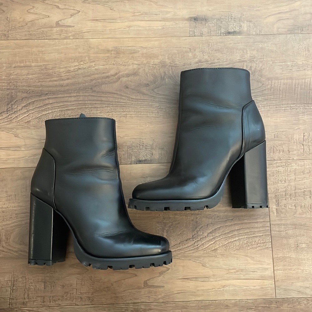 Black leather Schutz booties